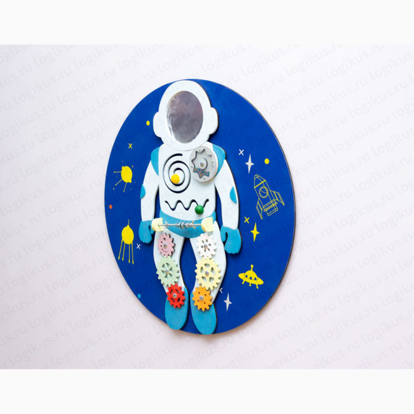 Бизиборд "Космонавт" для оформления стен в детском саду, в дошкольном учреждении