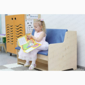 Диван для чтения. Развивающее оборудование и мебель для детских садов и дошкольных учреждений. Производство компании «Логикус».