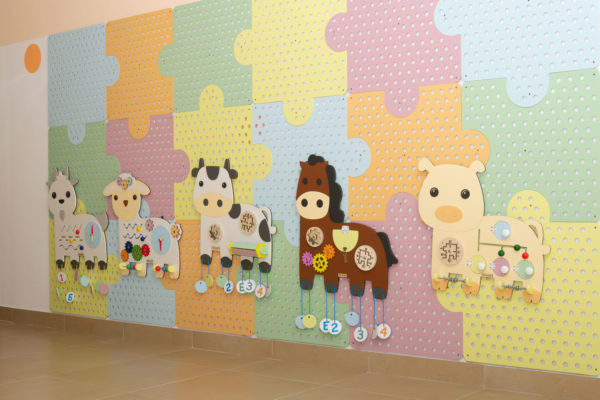 Набор бизибордов "Домашние животные". Для оформления стен в детском саду, в дошкольном учреждении.