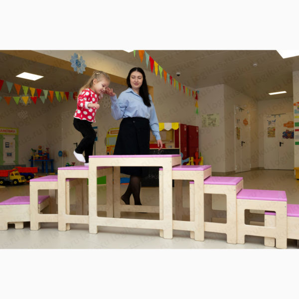 Комплект подиумов (5 шт). Развивающее оборудование и мебель для детских садов и дошкольных учреждений. Производство компании «Логикус».