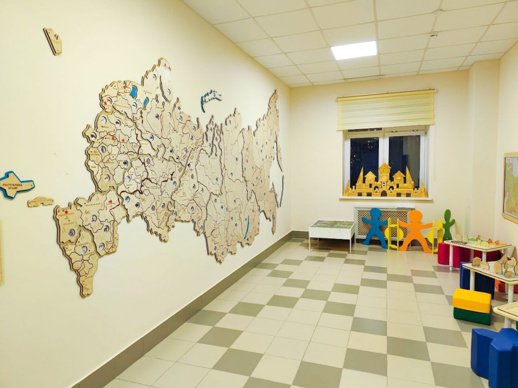 Карты России и регионов для оформления детского сада